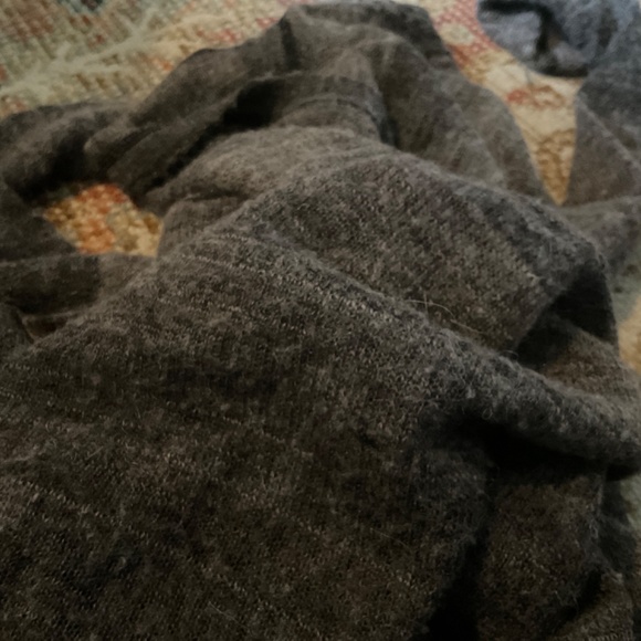 Prana Asymmetrical Hem Cowl Neck Knit Sweater Gray size Small - Picture 9 of 9